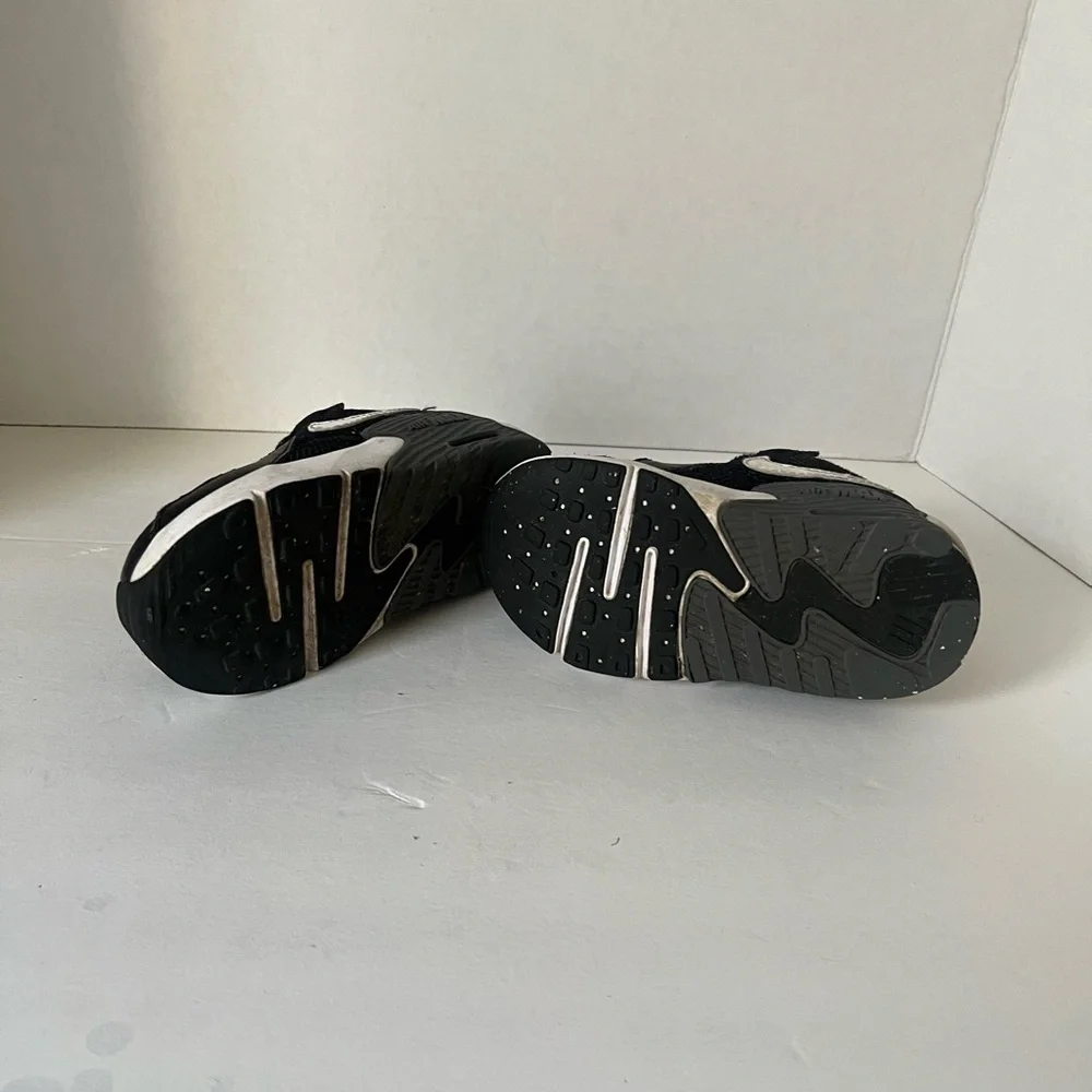 Nike Kids Black and White Sneakers